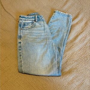 American Eagle Mom Jeans
